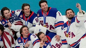 Američané opěvovali gólmana a čeká je sprcha šampáňa. Toews: Tři na tři? Na kriminál Američané opěvovali gólmana a čeká je sprcha šampáňa. Toews: Tři na tři? Na kriminál