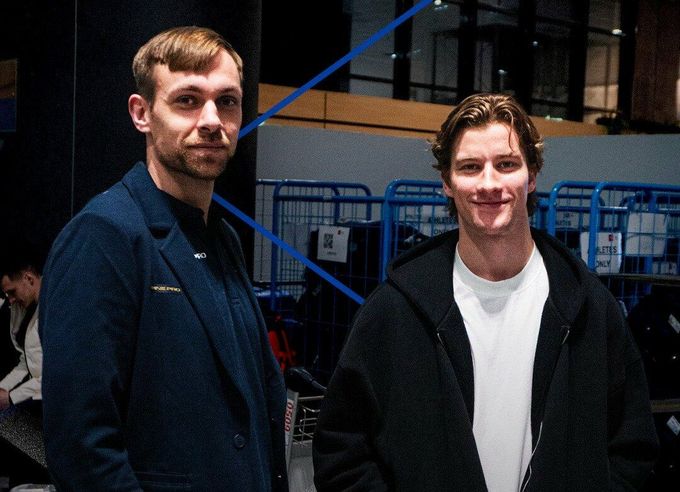 ZOH 2026 ONLINE: Dostál už je v Miláně. Třetí prohra curlerů, Hroneš jede kvalifikaci ZOH 2026 ONLINE: Dostál už je v Miláně. Třetí prohra curlerů, Hroneš jede kvalifikaci