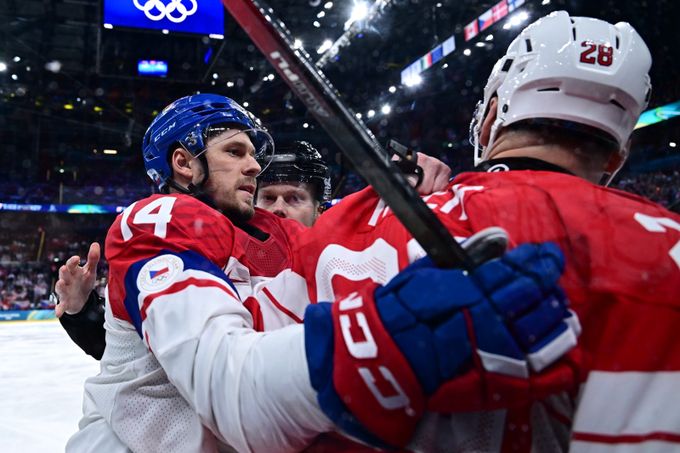 ONLINE: Česko - Švýcarsko 0:0. Klíčový boj ve skupině, hraje se první přesilovka ONLINE: Česko - Švýcarsko 0:0. Klíčový boj ve skupině, hraje se první přesilovka
