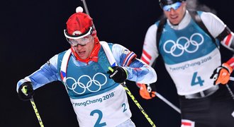 Krčmář hodně kazil střelbu a dojel až třicátý, Fourcade letěl ke zlatu