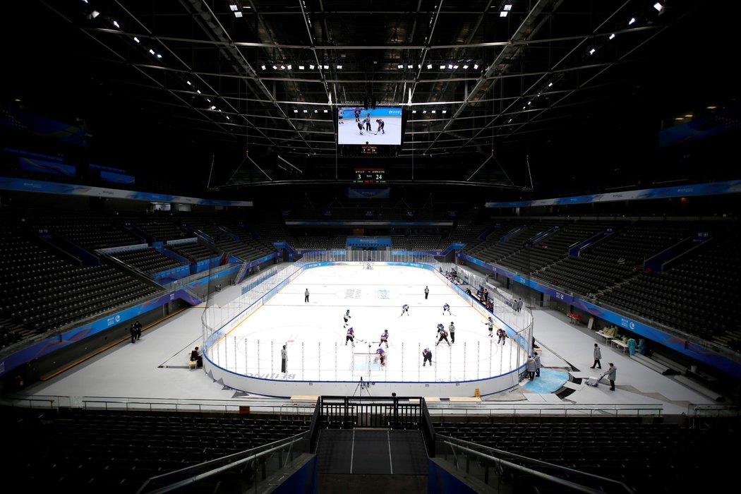 Pekingský National Indoor Stadium, jenž bude hostit hokejové zápasy