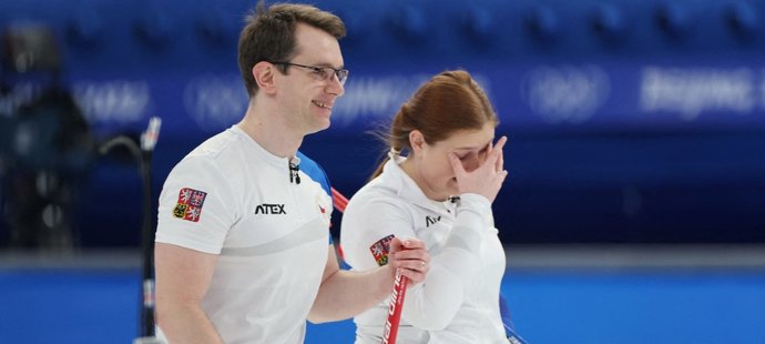 Curlingový thriller: manžele dojali dudáci, děkovali hokejistům