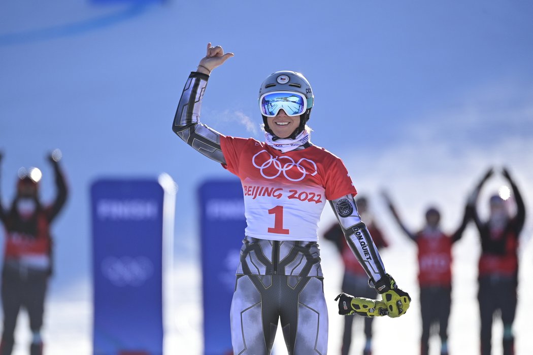 Slavnostní ceremoniál po vítězství Ester Ledecké