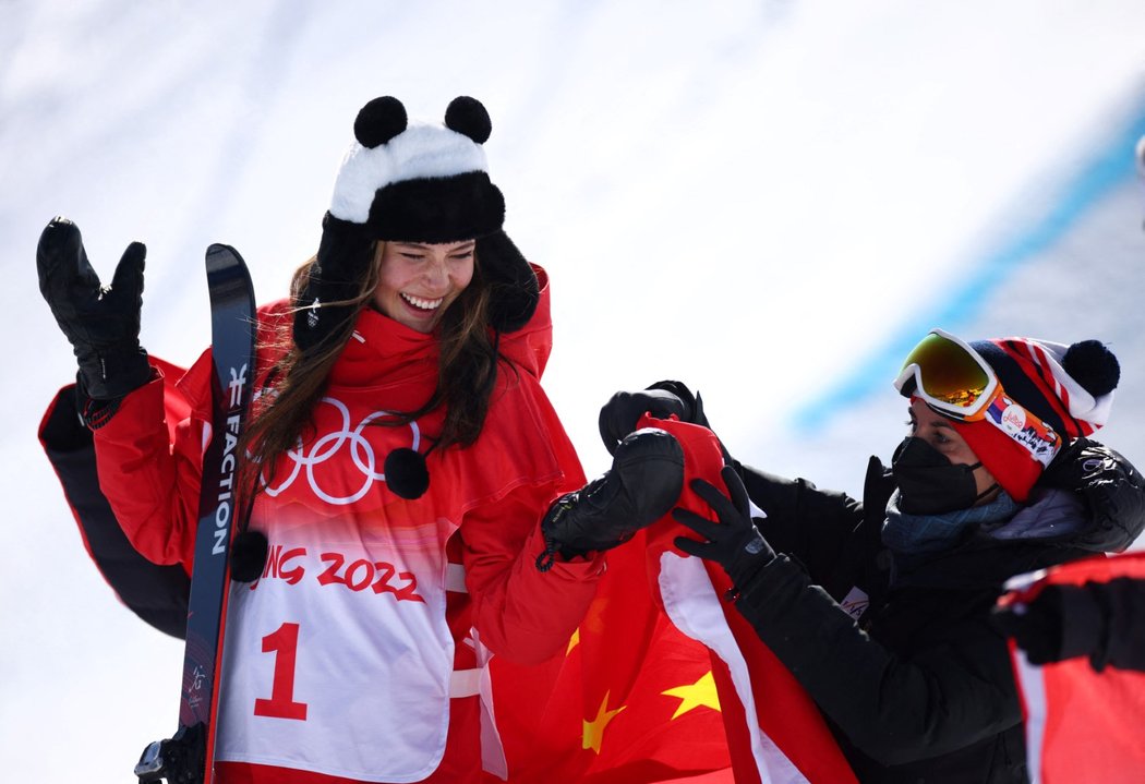 Ailing Eileen Ku vyhrála závod na U-rampě a s dvěma zlatými a jednou stříbrnou patří k nejúspěšnějším sportovcům olympiády.