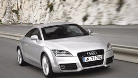 Klasické tvary všech vozů značky Audi jsou u modelu TT vybroušeny k dokonalosti