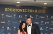 Eva Krpálková zvolila na vyhlášení Sportovce roku rudé šaty s výrazným rozparkem