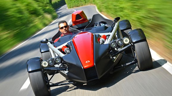 Čtvrtá generace Ariel Atom je tu! Nepoznáte ji, ale má 420 koní a dechberoucí zrychlení