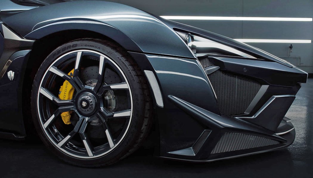 W Motors Fenyr