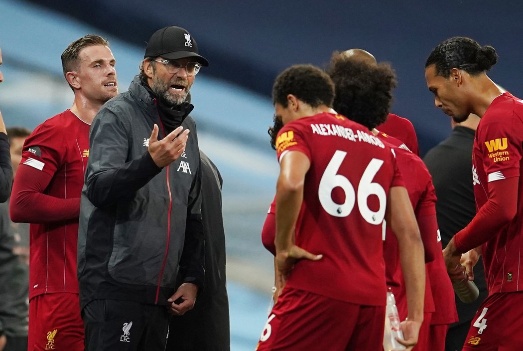 Jürgen Klopp nemohl být spokojený s výsledkem proti Manchesteru City