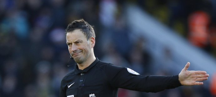 Nejlepší fotbalový rozhodčí roku 2016 Mark Clattenburg připustil, že by zvážil případnou nabídku na působení v čínské superlize.