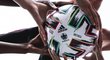 Nový míč firmy adidas pro EURO 2020 s názvem Uniforia