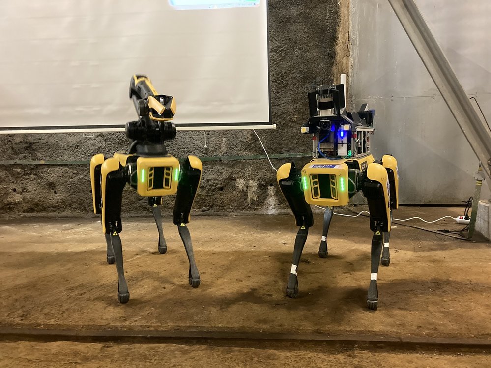 Roboti Spot mapují pražské podzemí kolektorů