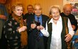 Věra Čáslavská (70, vlevo), gymnastická legenda: „Pevnou vůli, odhodlání, víru v dobro a spokojený život.“