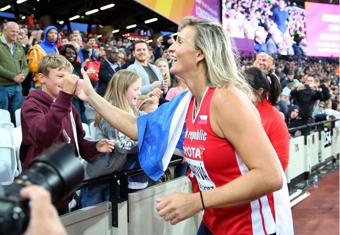 Zlatá Špotáková a trenér Černý kosí velmoci: Zase jsme je převezli! Zlatá Špotáková a trenér Černý kosí velmoci: Zase jsme je převezli!