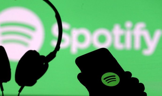 Spotify vytáhlo do boje proti robotickým posluchačům. Smazalo tisíce skladeb