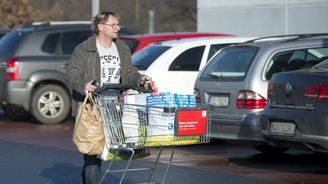 Co Čech, to strýček Skrblík. Kdy konečně utratí ušetřené miliardy z posledních let? Co Čech, to strýček Skrblík. Kdy konečně utratí ušetřené miliardy z posledních let?