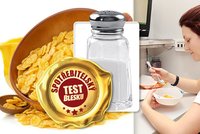 Test kukuřičných lupínků nemile překvapil: Všechny obsahují víc soli než slané chipsy!