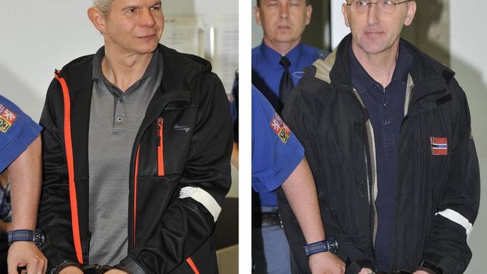 Správce nemovitostí Ivan Kovářík (vlevo) a jednatel společnosti Morávia-Chem Radek Menšík Správce nemovitostí Ivan Kovářík (vlevo) a jednatel společnosti Morávia-Chem Radek Menšík