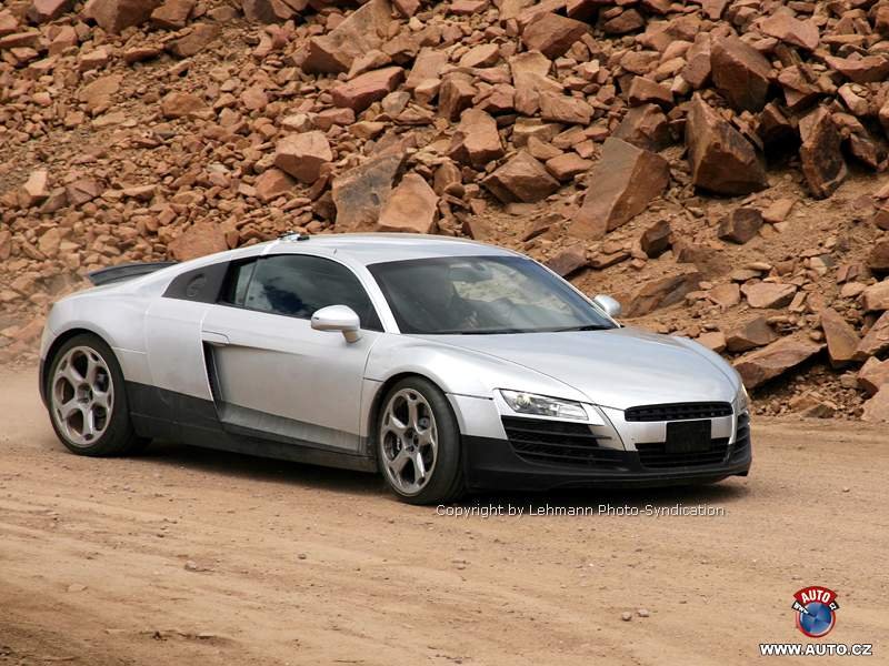 Audi R8