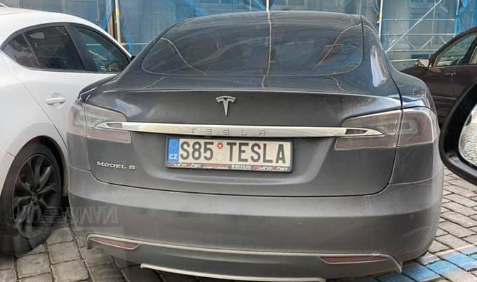 Raději ještě jednou a pro jistotu - je to Tesla!