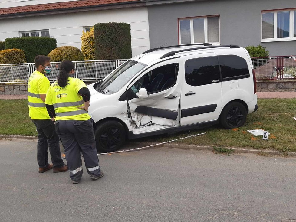 Opilý cizinec zavinil v Sokolnicích nehodu, při které se zranilo pět lidí včetně dítěte.