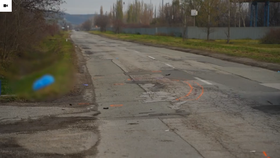 Místo srážky auta se skupinou chodců nedaleko obce Veľká Ida