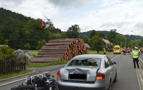 Co bylo příčinou srážky, prověřuje policie.