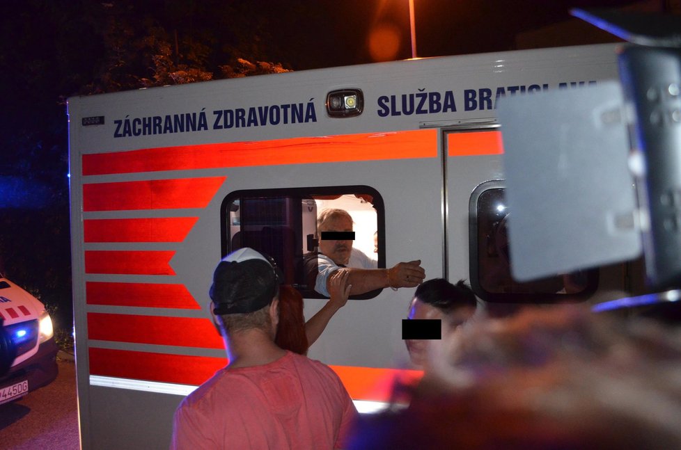 Čeští a slovenští turisté z autobusu, který havaroval v Srbsku