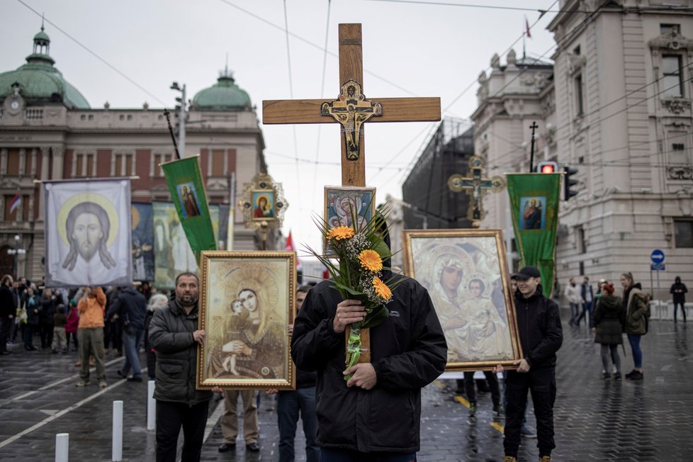 Koronavirus v Srbsku: Protesty proti koronavirovým opatřením (3. 4. 2021)