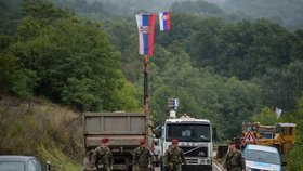 Hranice mezi Srbskem a Kosovem.