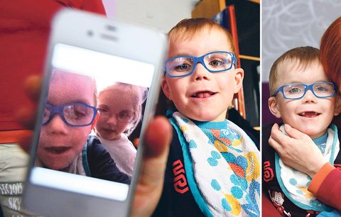 Veselé selfie chlapečka s nemocným srdíčkem: Nemoci malého Jáchymka už maminka ani nepočítá