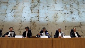 Nejvyšší nizozemský soud rozhodl, že stát se podílel na masakru ve Srebrenici (19. 7. 2019)