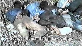 Jediné veřejně známé a dochované video masakru ve Srebrenici. Z šesti mladíků na videu čtyři byli nezletilí. Všichni byli zastřeleni střelbou do zad.