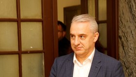 Josef Středula skončil v čele ČMKOS kvůli nezaplaceným poplatkům za členství.