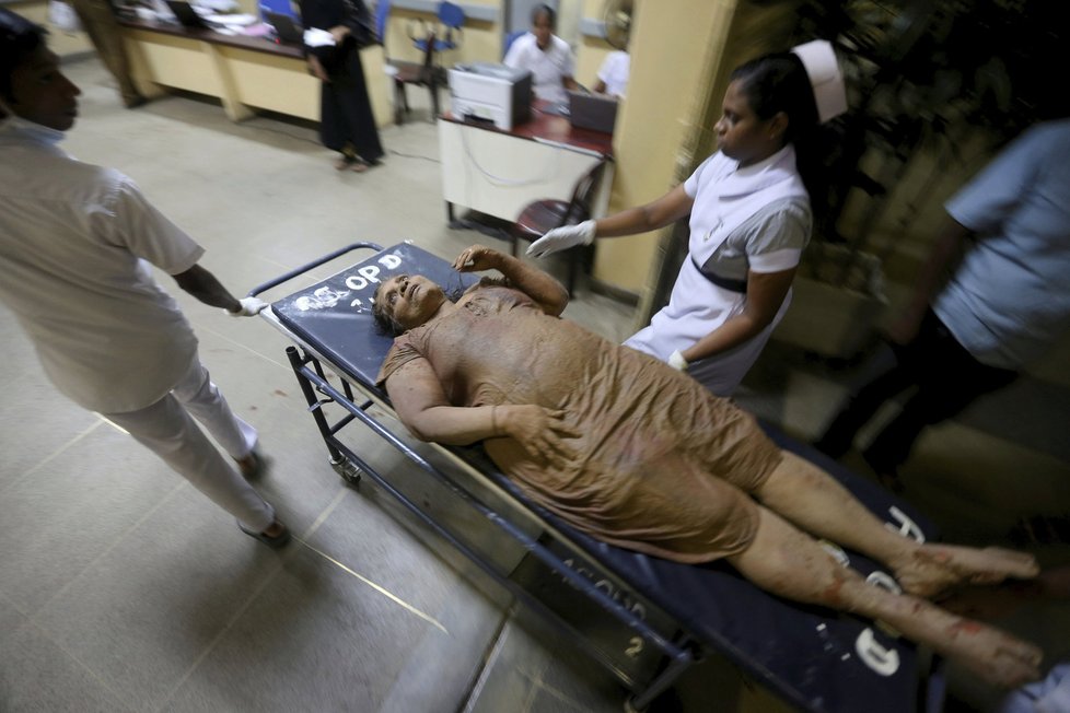 Na Srí Lance se zřítila obří skládka: Pod odpadky zemřelo 10 lidí!