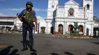 Za útoky na Srí Lance je místní islamistická skupina. Počet mrtvých se blíží ke 300