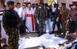 Oběti teroristů před jedním z kostelů. (21.4.2019)