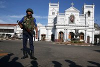 Nejezděte na Srí Lanku, vzkazuje Čechům ministerstvo. Některé cestovky ruší zájezdy