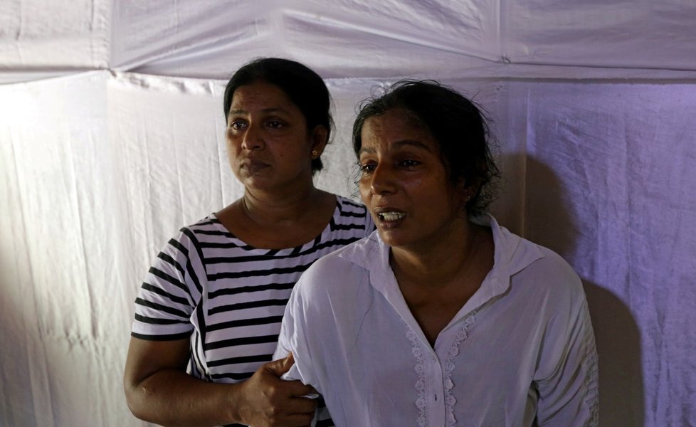 Při útocích na Srí Lance zemřela i třináctiletá Shaini. S dívkou se loučí rodina a přátelé. (22.4.2019)