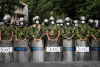 Srí Lanka zasažená masivní krizí: Čína nabízí pomoc, podle expertů je to dluhová past