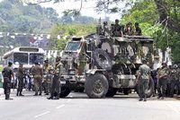 Cestovatelé, pozor. Srí Lanka vyhlásila kvůli násilným střetům výjimečný stav