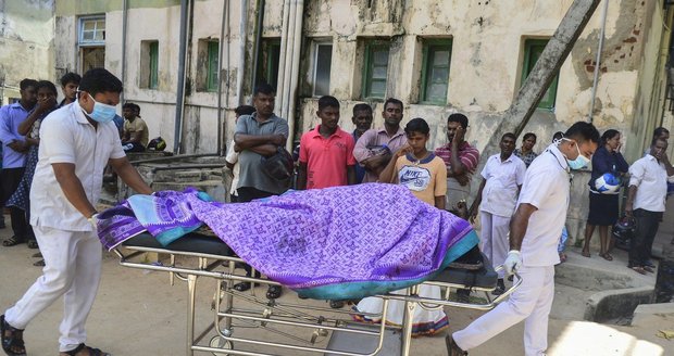 Atentátník útočil na Srí Lance u snídaně: „Když na něj přišla řada, odpálil se“