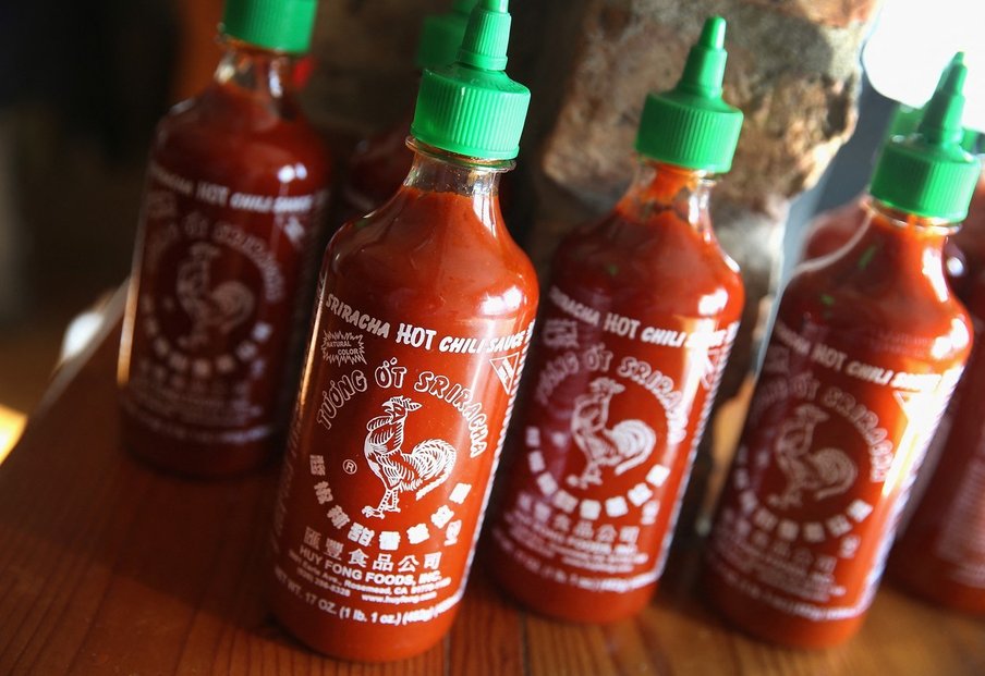 Omáčka Sriracha je známá po celém světě.