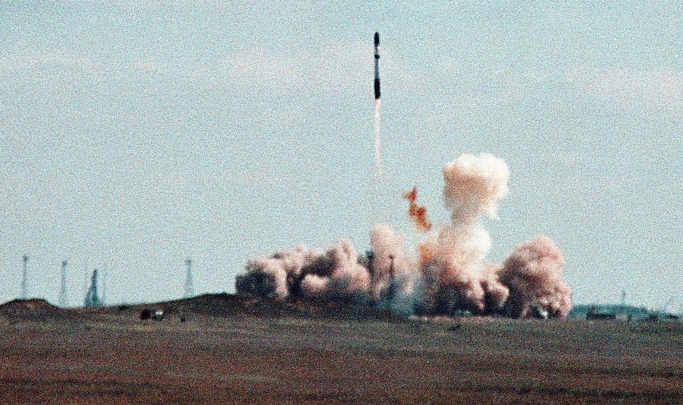 Předchůdce nové rakety SS-18 Satan při startu v roce 1999