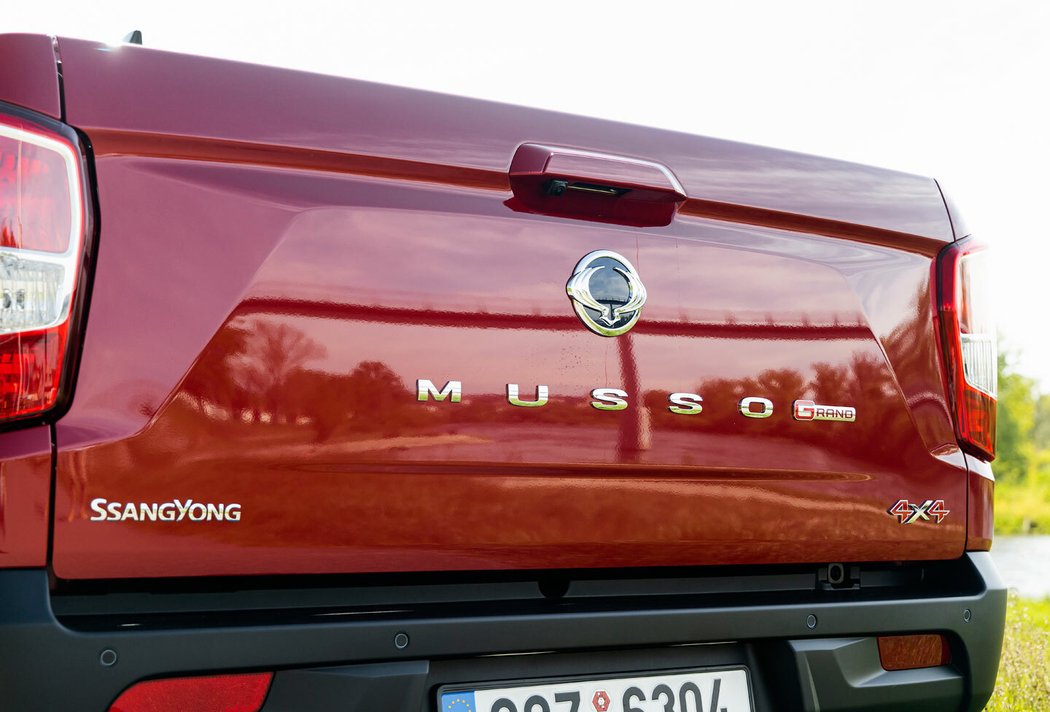 SsangYong Musso Grand 2.2 e-XDI (6AT) Premium 4WD