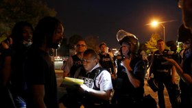 V St. Louis už lidé třetí den protestují proti osvobození bělošského policisty, který zabil před sedmi lety mladého Afroameričana.