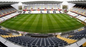 ME ve fotbale: Stadion Stade Bollaert-Delelis v Lens