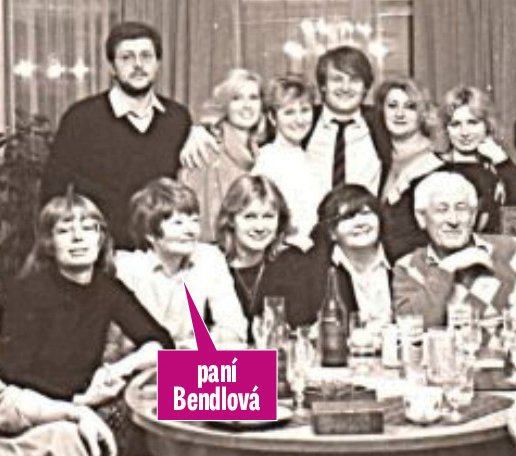 Paní Bendlová na archivní fotografii z oslavy Ladislava Štaidla