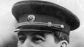 Josef Vissarionovič Džugašvili alias Stalin