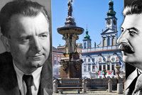 Gottwald a Stalin v Českých Budějovicích skončili. Přišli o čestné občanství